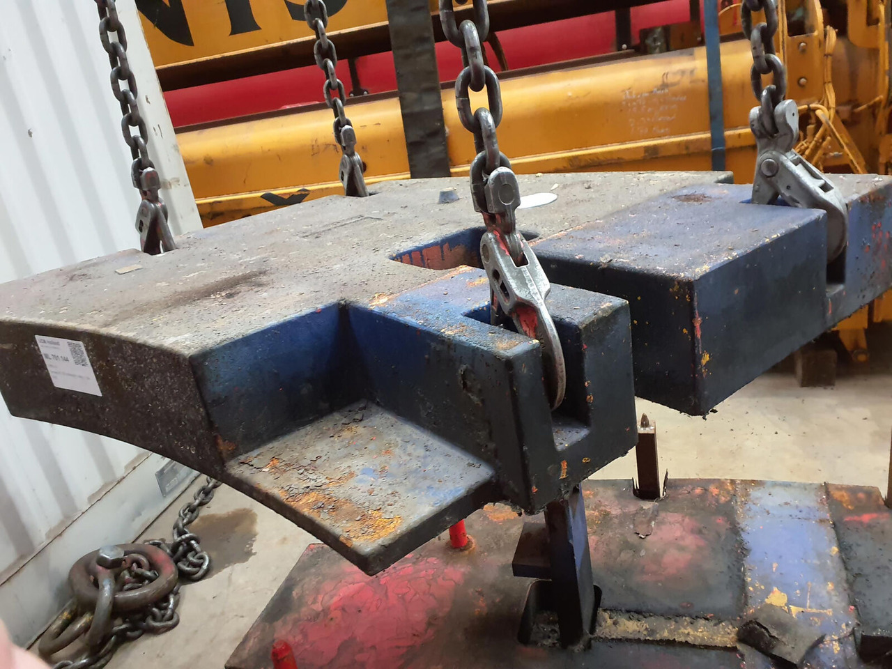 Terex AC 205 counterweight right side 2,1 ton - Counterweight for Mobile crane: picture 2 Terex AC 205 counterweight right side 2,1 ton - Counterweight for Mobile crane: picture 2