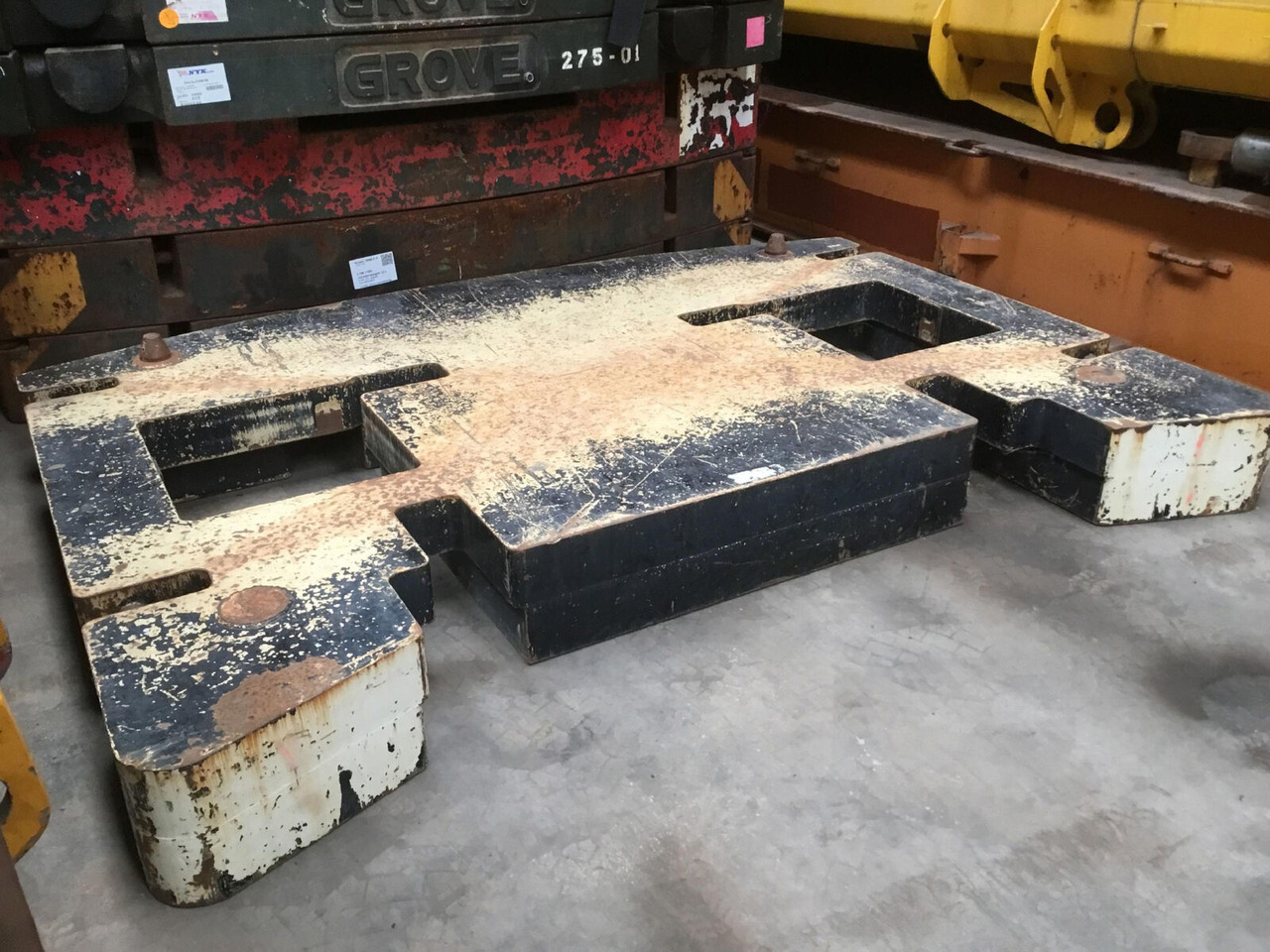 Terex AC 350-1 counterweight 10 ton - Counterweight for Mobile crane: picture 1 Terex AC 350-1 counterweight 10 ton - Counterweight for Mobile crane: picture 1