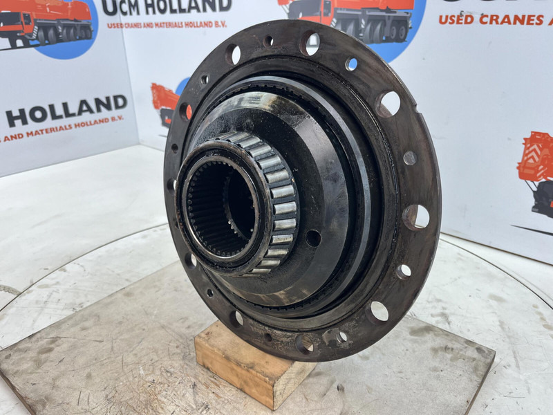 Terex AC 40-1 city planetary drive 17-24-67-32-3pl-H85-42 - Suspension for Crane: picture 3 Terex AC 40-1 city planetary drive 17-24-67-32-3pl-H85-42 - Suspension for Crane: picture 3