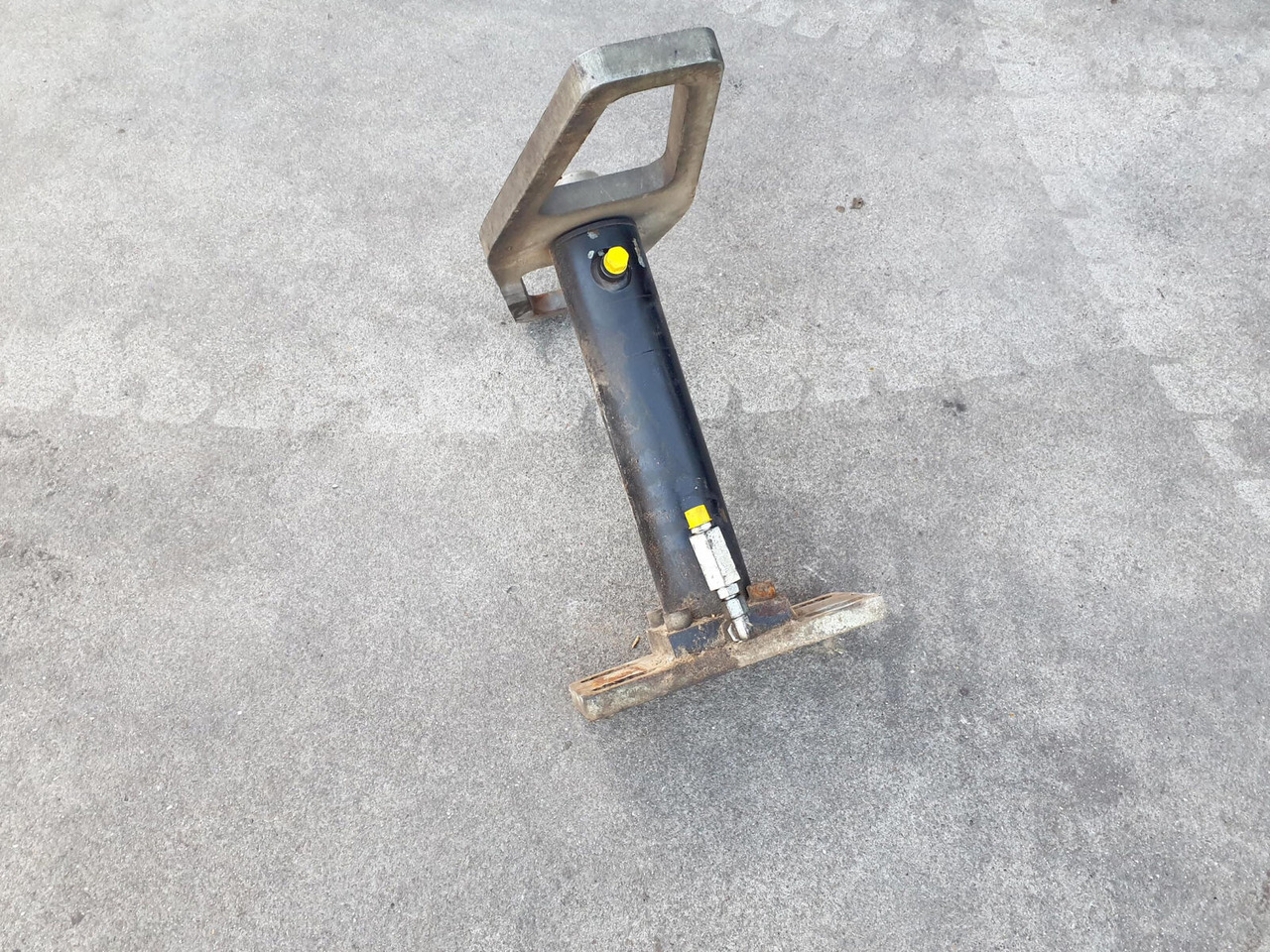 Terex AC 50-1 counterweight cylinder - Hydraulic cylinder for Mobile crane: picture 2 Terex AC 50-1 counterweight cylinder - Hydraulic cylinder for Mobile crane: picture 2