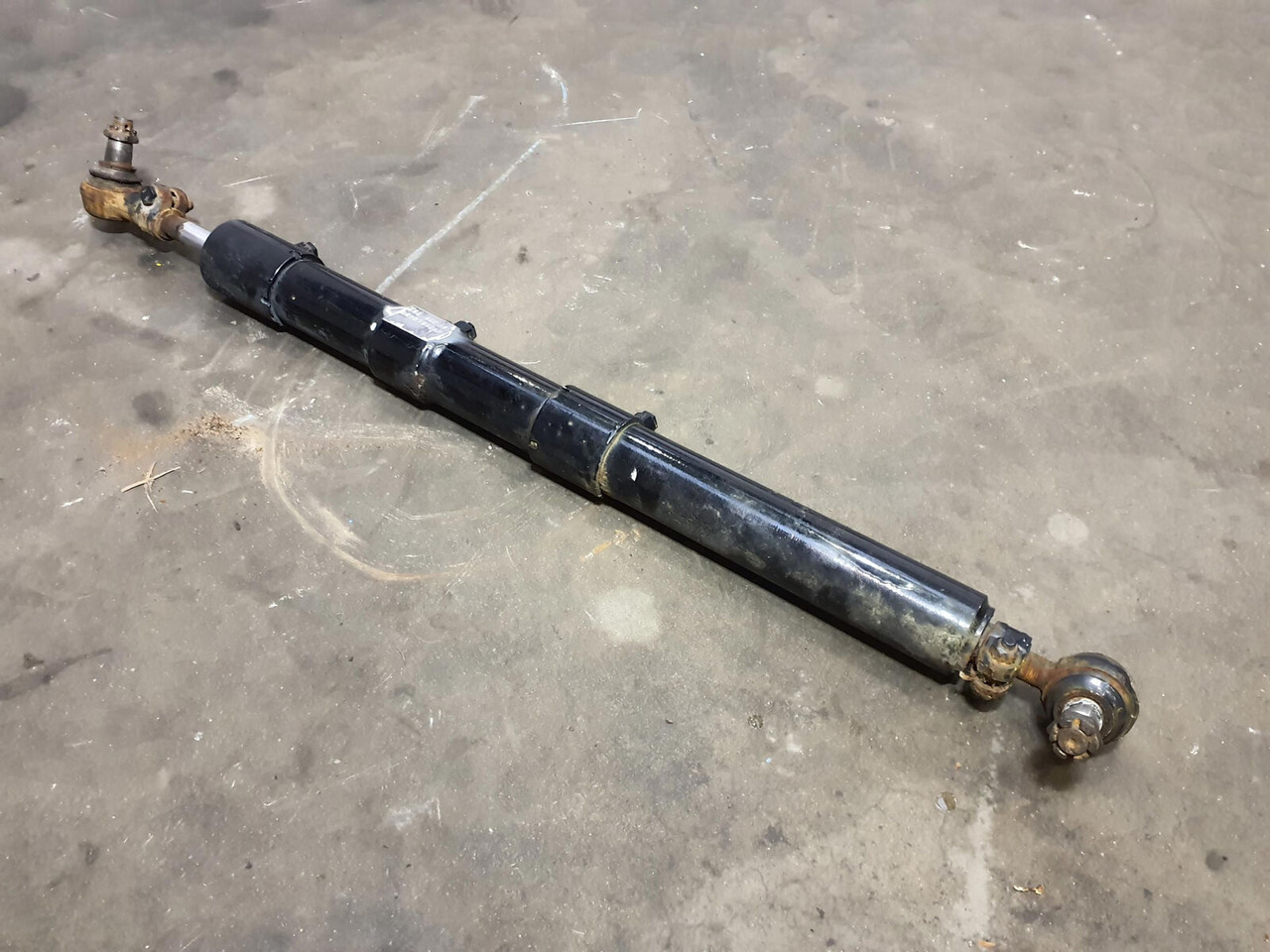 Terex AC 700 Steering Cylinder alxe 8 and 9 - Hydraulic cylinder for Crane: picture 4 Terex AC 700 Steering Cylinder alxe 8 and 9 - Hydraulic cylinder for Crane: picture 4