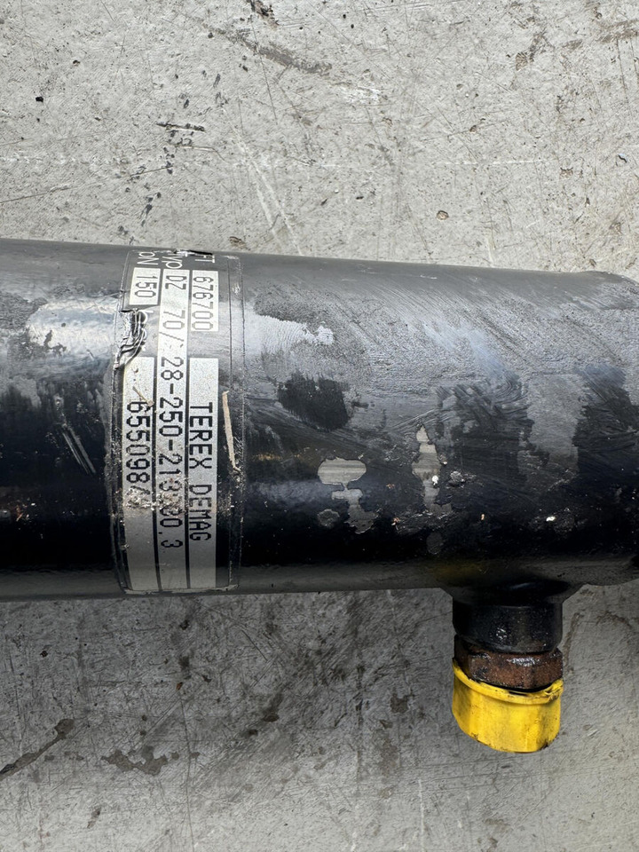 Terex Demag AC 25 steering cylinder - Hydraulic cylinder for Mobile crane: picture 5 Terex Demag AC 25 steering cylinder - Hydraulic cylinder for Mobile crane: picture 5