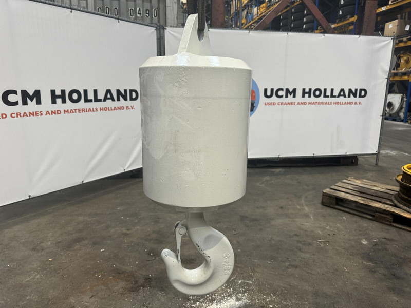 Terex Hookball 8 ton - Loader crane: picture 1 Terex Hookball 8 ton - Loader crane: picture 1