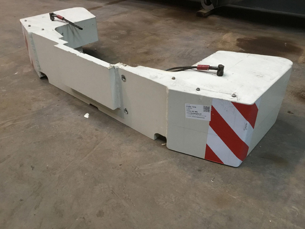 Terex Terex AC 40L counterweight 2T - Counterweight for Mobile crane: picture 1 Terex Terex AC 40L counterweight 2T - Counterweight for Mobile crane: picture 1