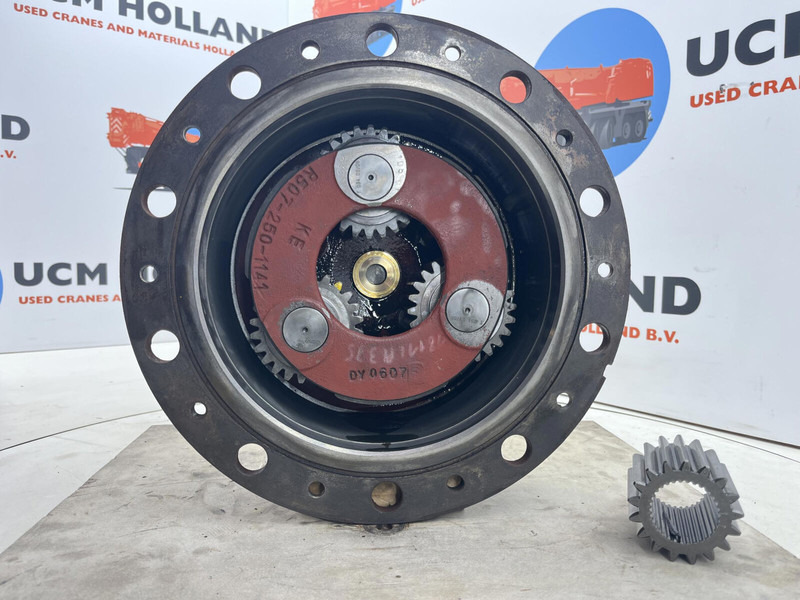 Terex Terex/Demag AC 35 planetary gear 17-24-67-32-3pl-H135-46 - Suspension for Crane: picture 5 Terex Terex/Demag AC 35 planetary gear 17-24-67-32-3pl-H135-46 - Suspension for Crane: picture 5