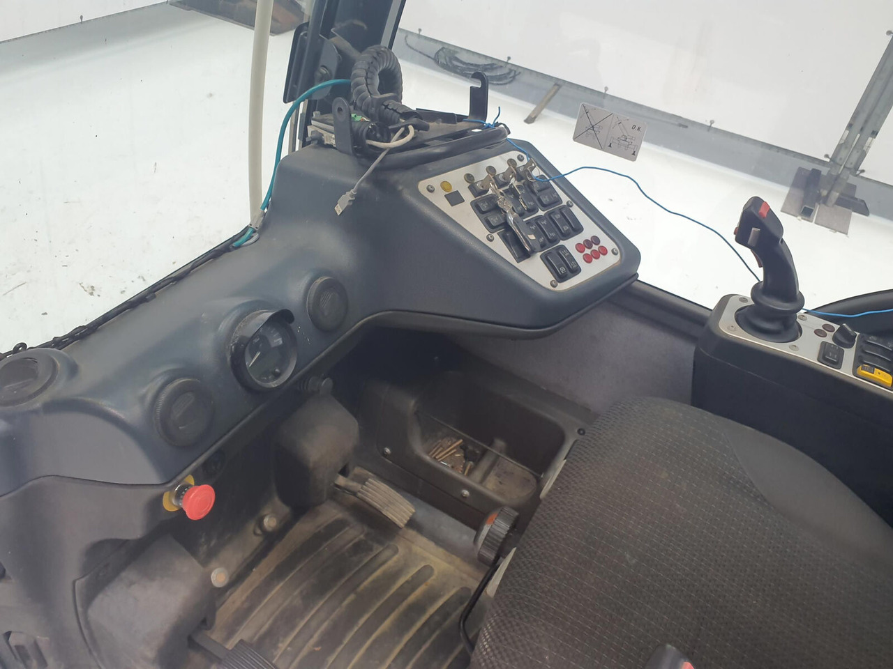 Cab for Tower crane Terex challenger upper cabin: picture 8