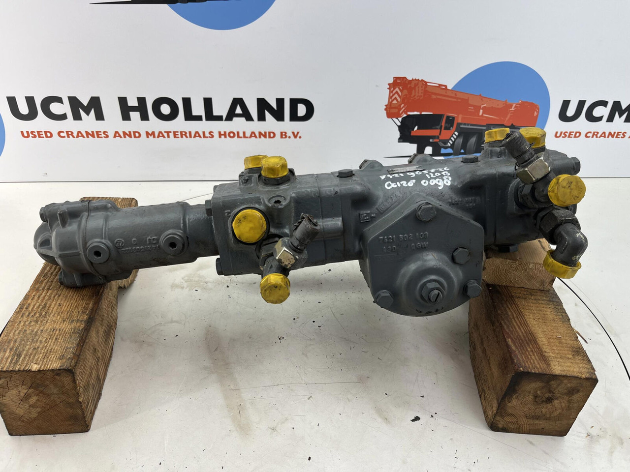 ZF LTM 1050-1 steering box - Steering gear for Mobile crane: picture 5 ZF LTM 1050-1 steering box - Steering gear for Mobile crane: picture 5