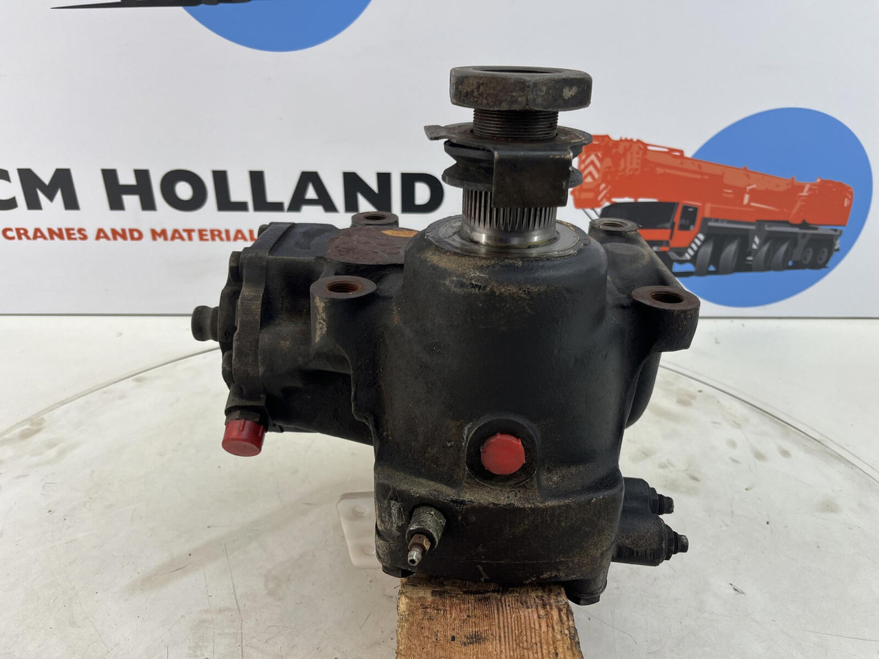 ZF ZF steering box - Steering gear for Mobile crane: picture 2 ZF ZF steering box - Steering gear for Mobile crane: picture 2