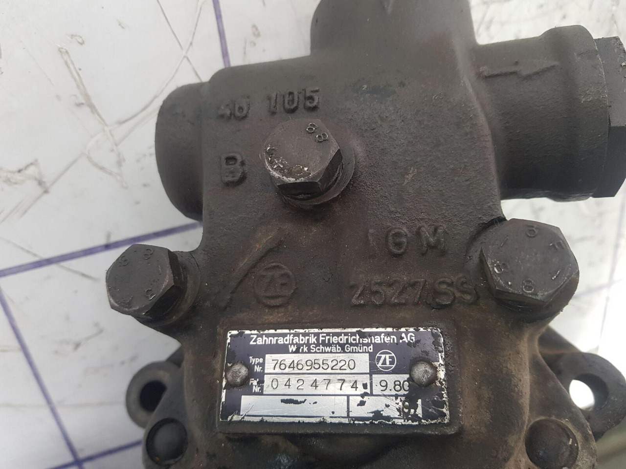 ZF steering pump - Steering pump for Crane: picture 5 ZF steering pump - Steering pump for Crane: picture 5