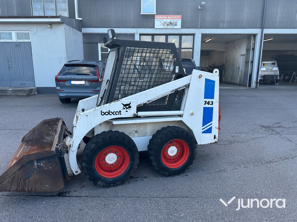 Bobcat - 743 - Skid steer loader: picture 2 Bobcat - 743 - Skid steer loader: picture 2