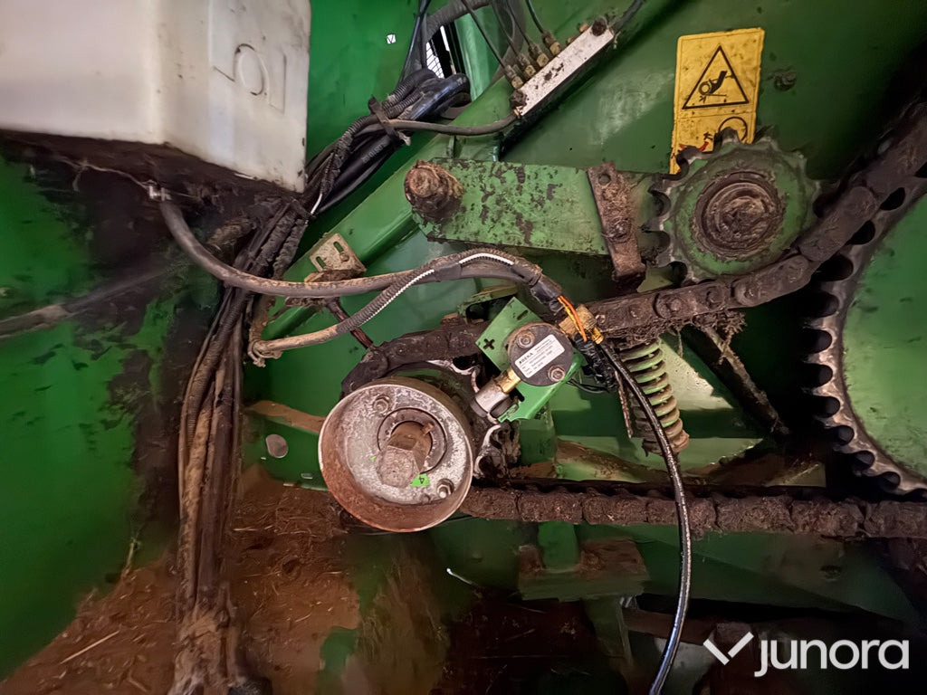Round baler Fixkammarpress John Deere 578: picture 14