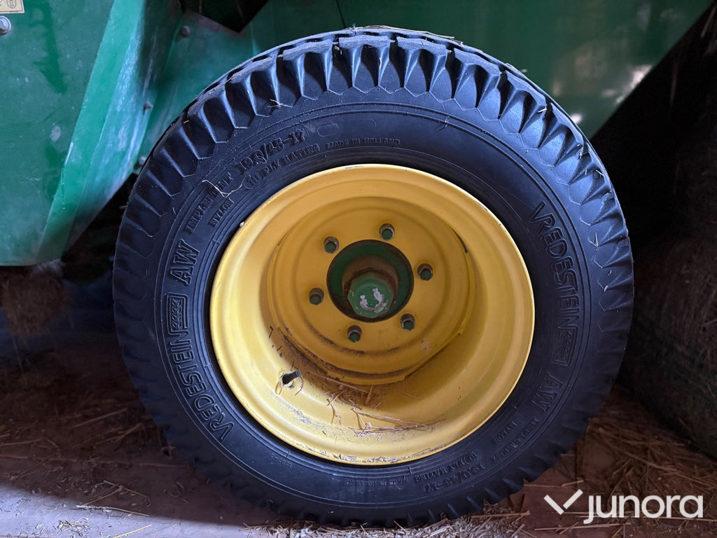 Round baler Fixkammarpress John Deere 578: picture 17