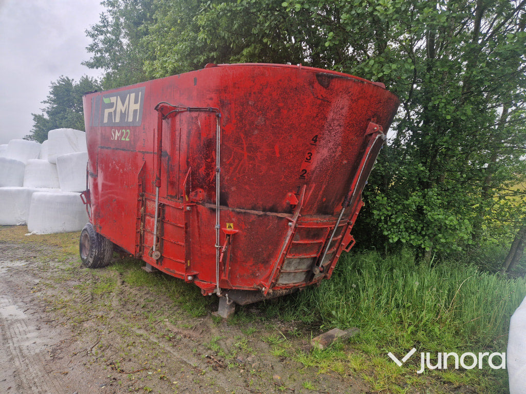 Foderblandare RMH 22 - Forage mixer wagon: picture 3 Foderblandare RMH 22 - Forage mixer wagon: picture 3
