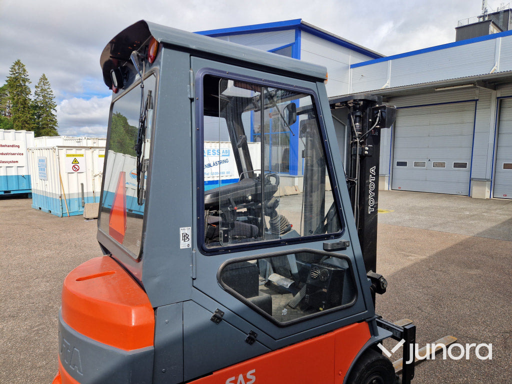 Gaffeltruck Toyota 7FBMF16 - Electric forklift: picture 5 Gaffeltruck Toyota 7FBMF16 - Electric forklift: picture 5