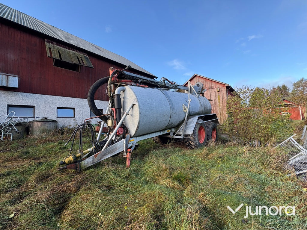 Gödseltunna - KIMADAN 15 kubik - Slurry tanker: picture 1 Gödseltunna - KIMADAN 15 kubik - Slurry tanker: picture 1