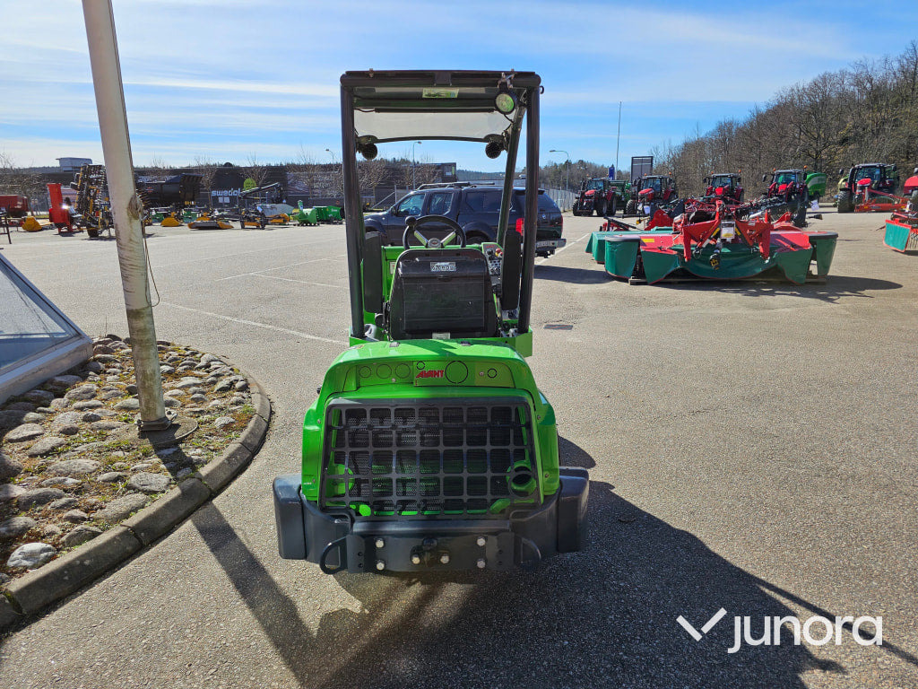 Kompaktlastare Avant E6 - Compact loader: picture 3 Kompaktlastare Avant E6 - Compact loader: picture 3