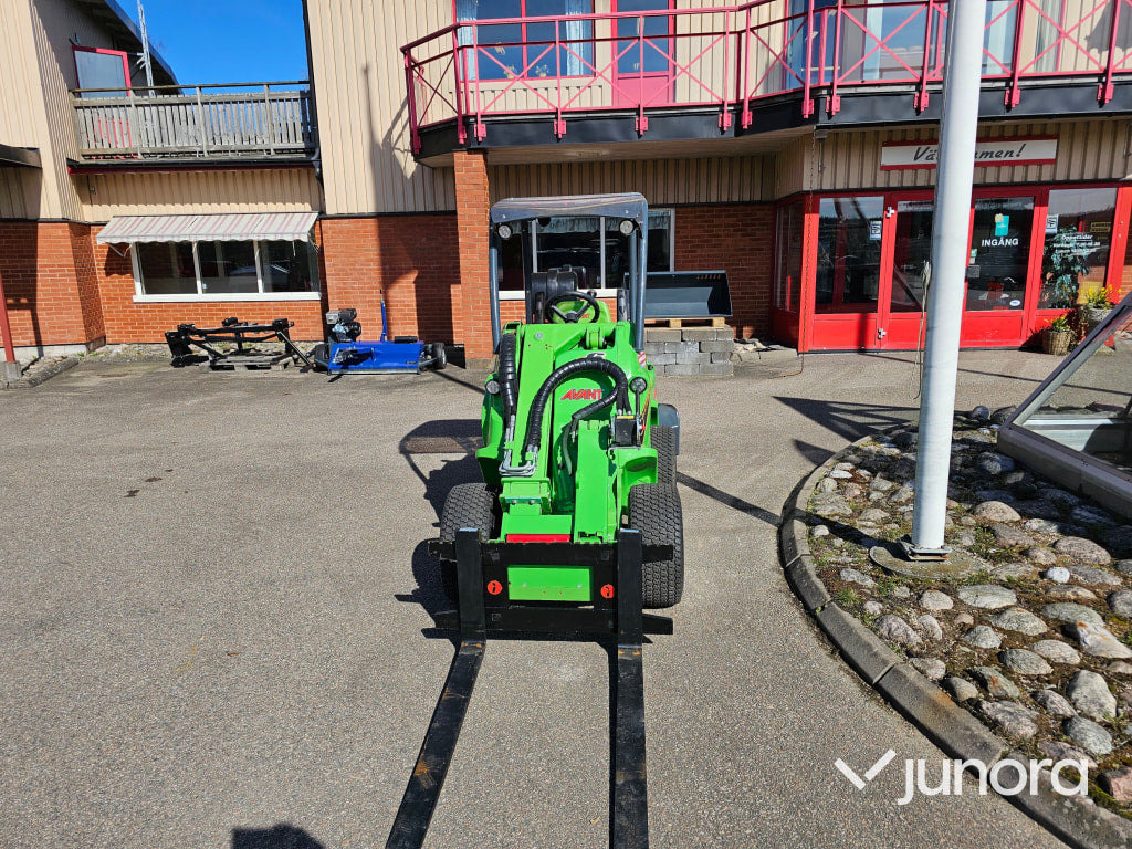 Kompaktlastare Avant E6 - Compact loader: picture 4 Kompaktlastare Avant E6 - Compact loader: picture 4