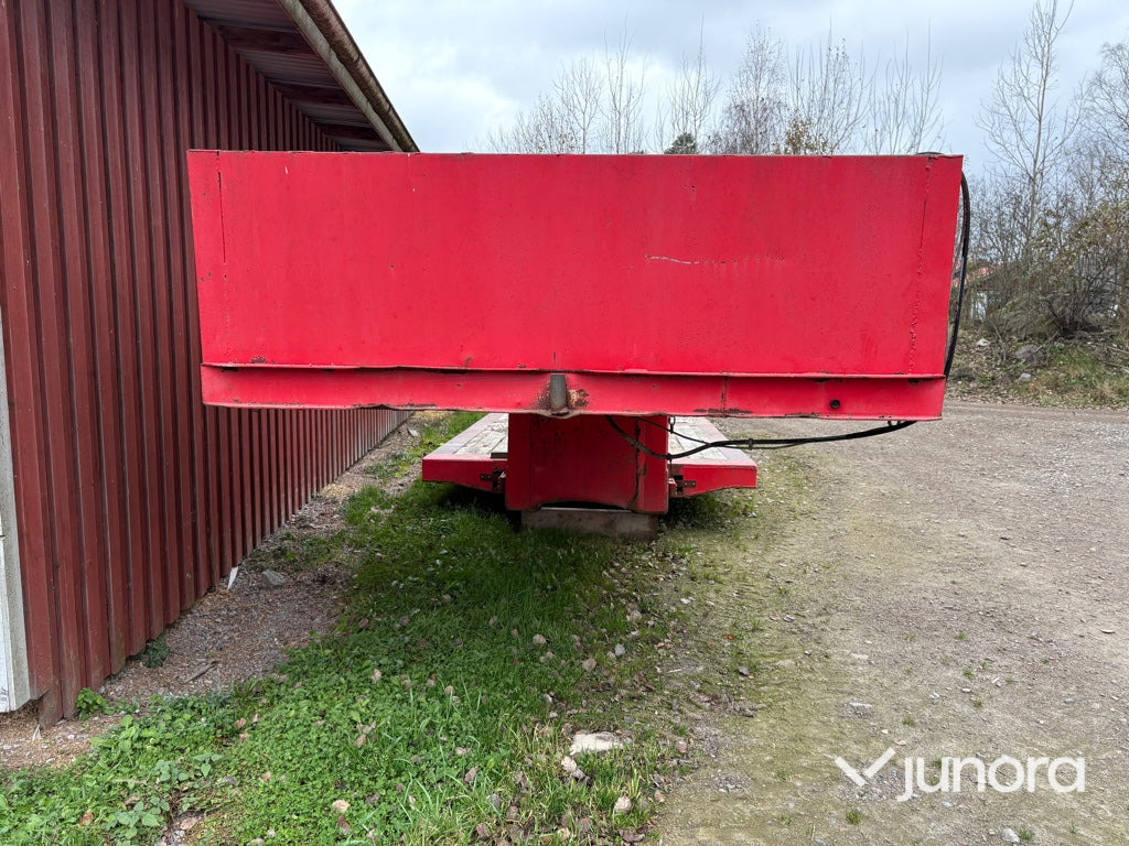 Maskintrailer - Autotransporter semi-trailer: picture 2 Maskintrailer - Autotransporter semi-trailer: picture 2