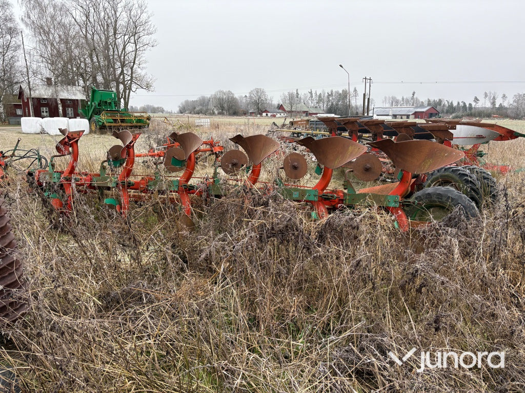 Plog - Kverneland PC 8 - Plow: picture 2 Plog - Kverneland PC 8 - Plow: picture 2