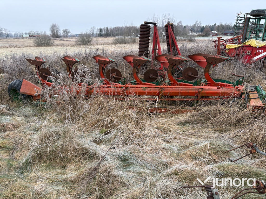 Plog - Kverneland PC 8 - Plow: picture 4 Plog - Kverneland PC 8 - Plow: picture 4