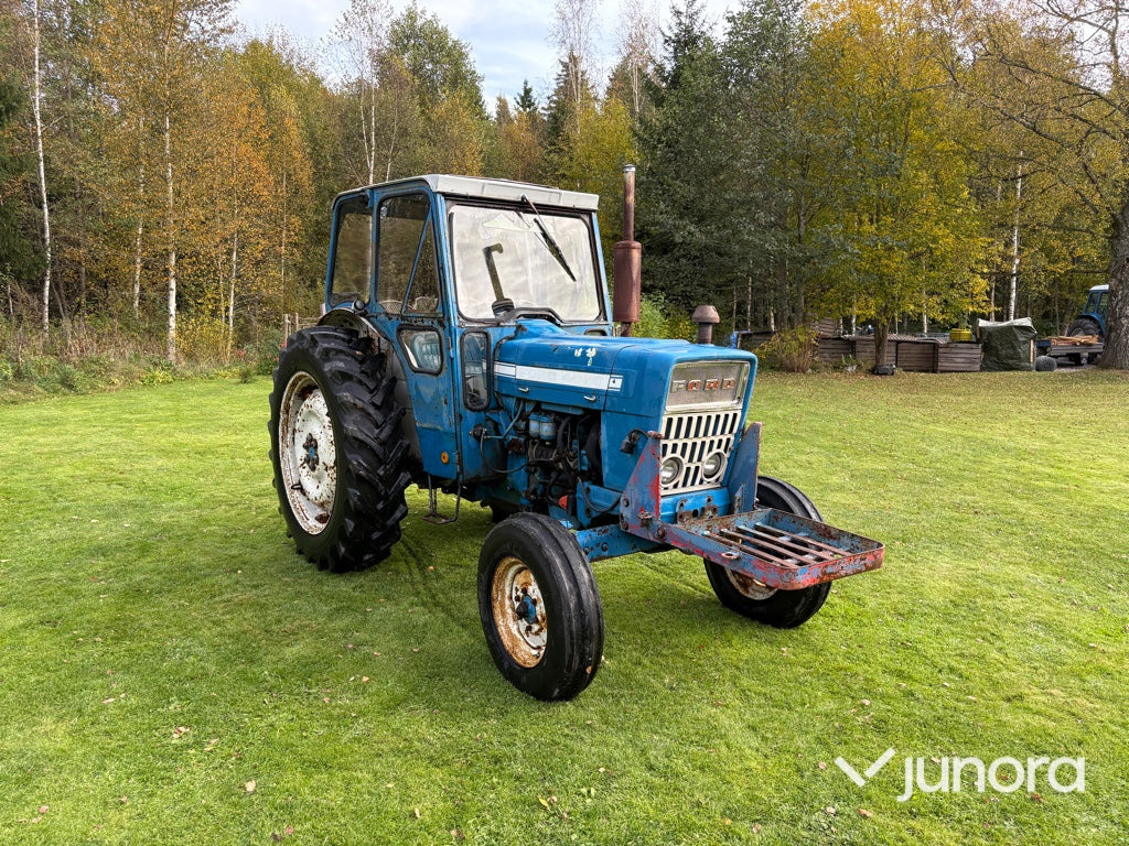 Traktor - Ford 4000 - Farm tractor: picture 2 Traktor - Ford 4000 - Farm tractor: picture 2