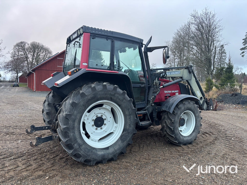 Traktor - Valtra Valmet 6550-4 Hi-Tech, med lastare - Farm tractor: picture 5 Traktor - Valtra Valmet 6550-4 Hi-Tech, med lastare - Farm tractor: picture 5