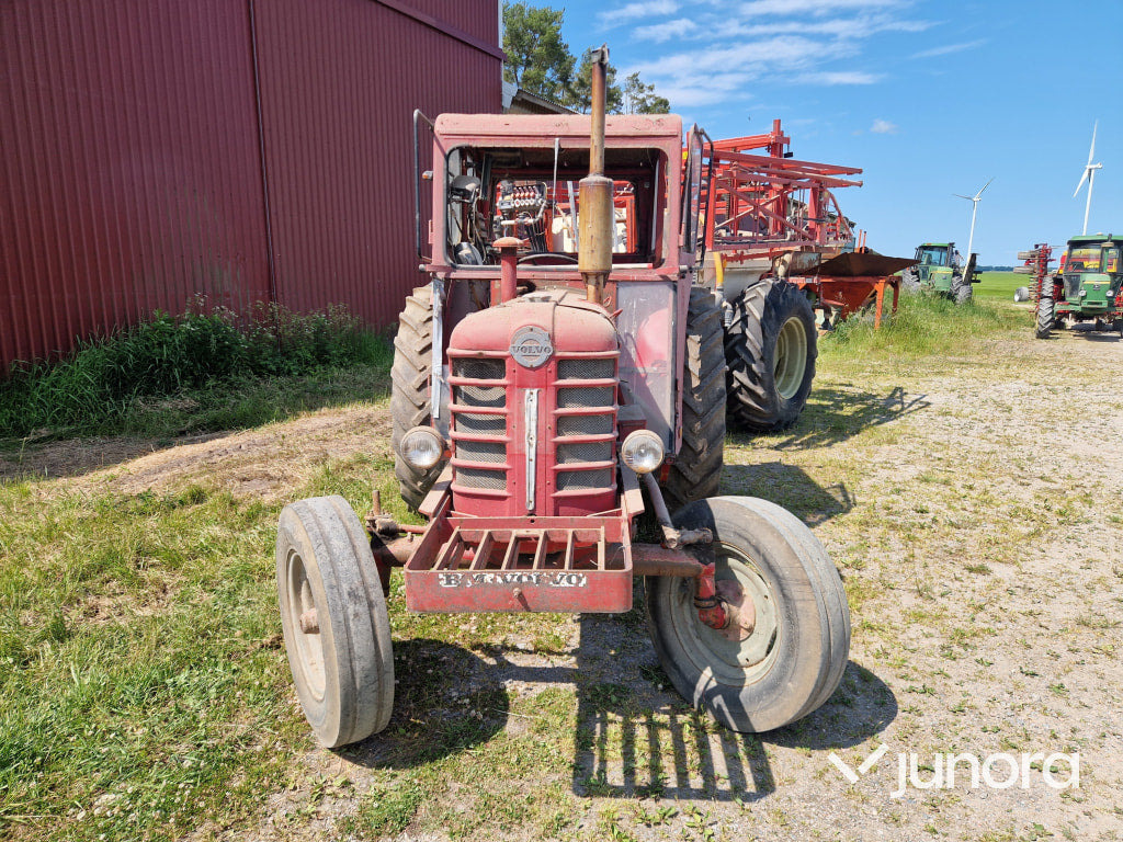 Traktor Volvo BM 350 Boxer - Farm tractor: picture 3 Traktor Volvo BM 350 Boxer - Farm tractor: picture 3