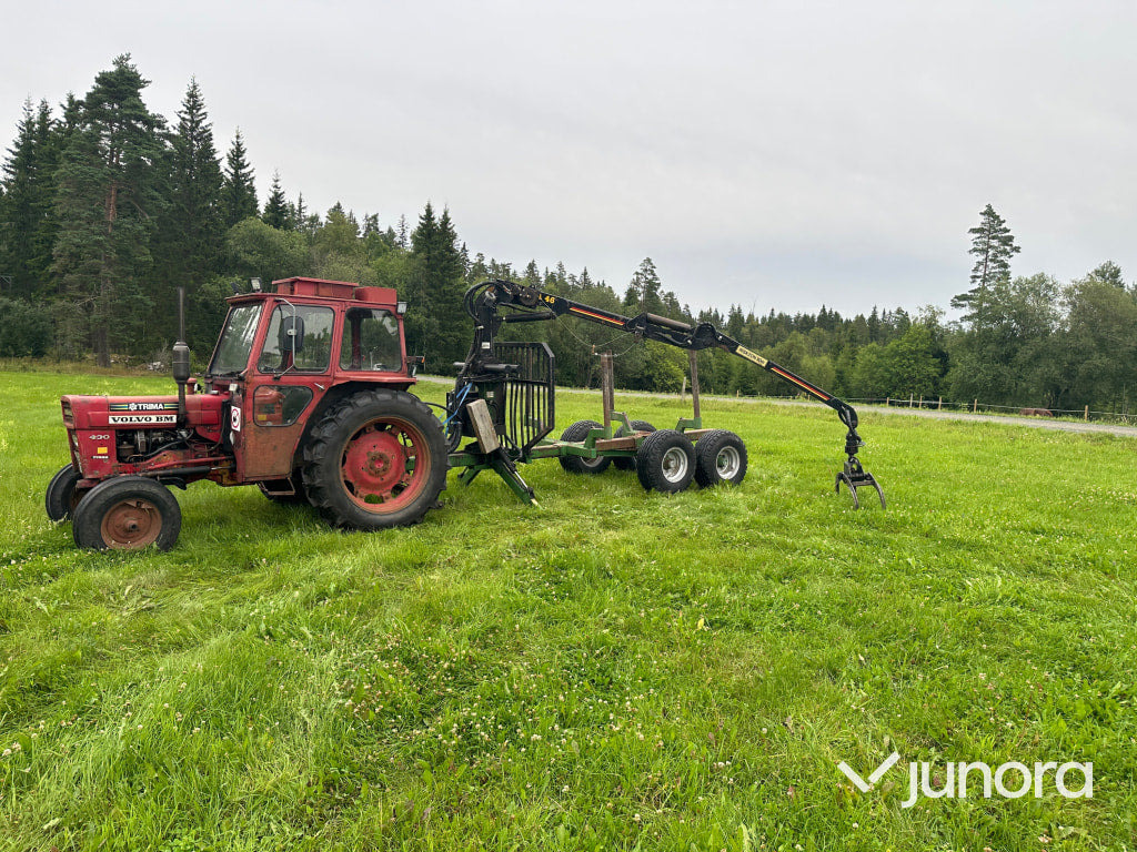 Farm tractor Volvo Bm 430 med farma skogsvagn: picture 12
