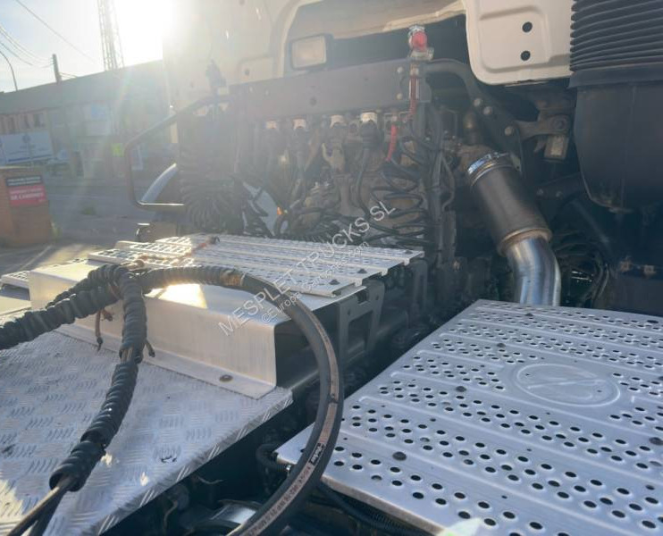 Mercedes Arocs 2145 - Tractor unit: picture 5 Mercedes Arocs 2145 - Tractor unit: picture 5