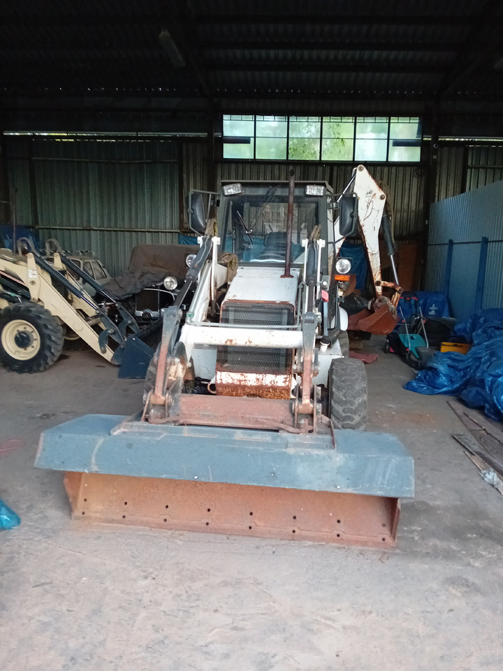 INGERSOLL RAND B300 - Backhoe loader: picture 1 INGERSOLL RAND B300 - Backhoe loader: picture 1