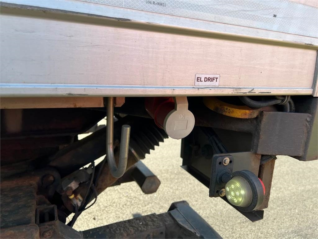 Refrigerator trailer HFR 18 ton SKAB kasse + lift: picture 9