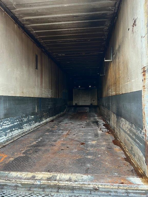Closed box semi-trailer Leci 13,6 mtr. box læsserampe: picture 7