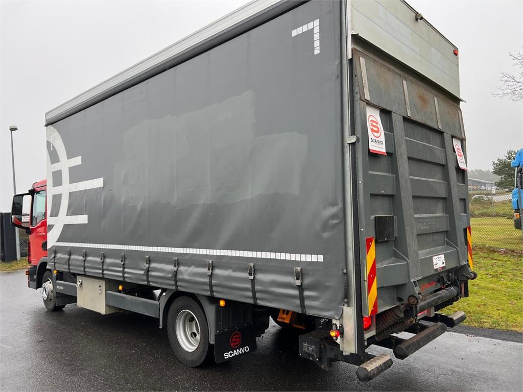 MAN TGL 12-220 BL - Curtainsider truck: picture 5 MAN TGL 12-220 BL - Curtainsider truck: picture 5