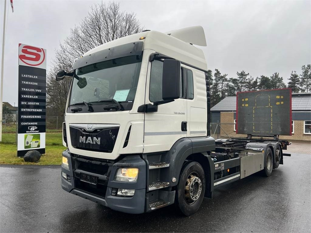 MAN TGS 26-500 6x2-4 LL - Container transporter/ Swap body truck: picture 1 MAN TGS 26-500 6x2-4 LL - Container transporter/ Swap body truck: picture 1