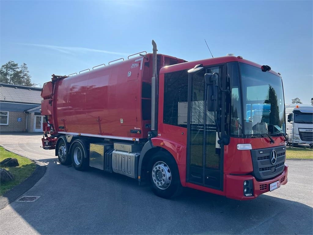 Mercedes-Benz Econic 2630L ENA 4 kammer NTM - Garbage truck: picture 4 Mercedes-Benz Econic 2630L ENA 4 kammer NTM - Garbage truck: picture 4