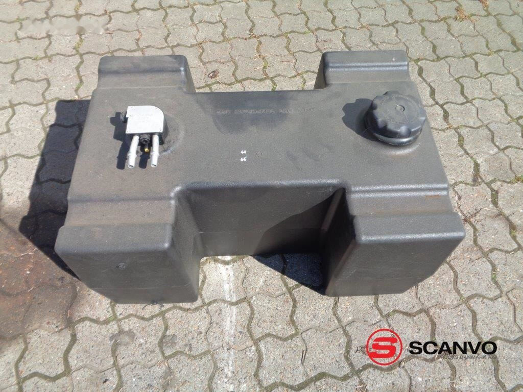 Fuel tank for Truck Mercedes-Benz   Volvo: picture 1