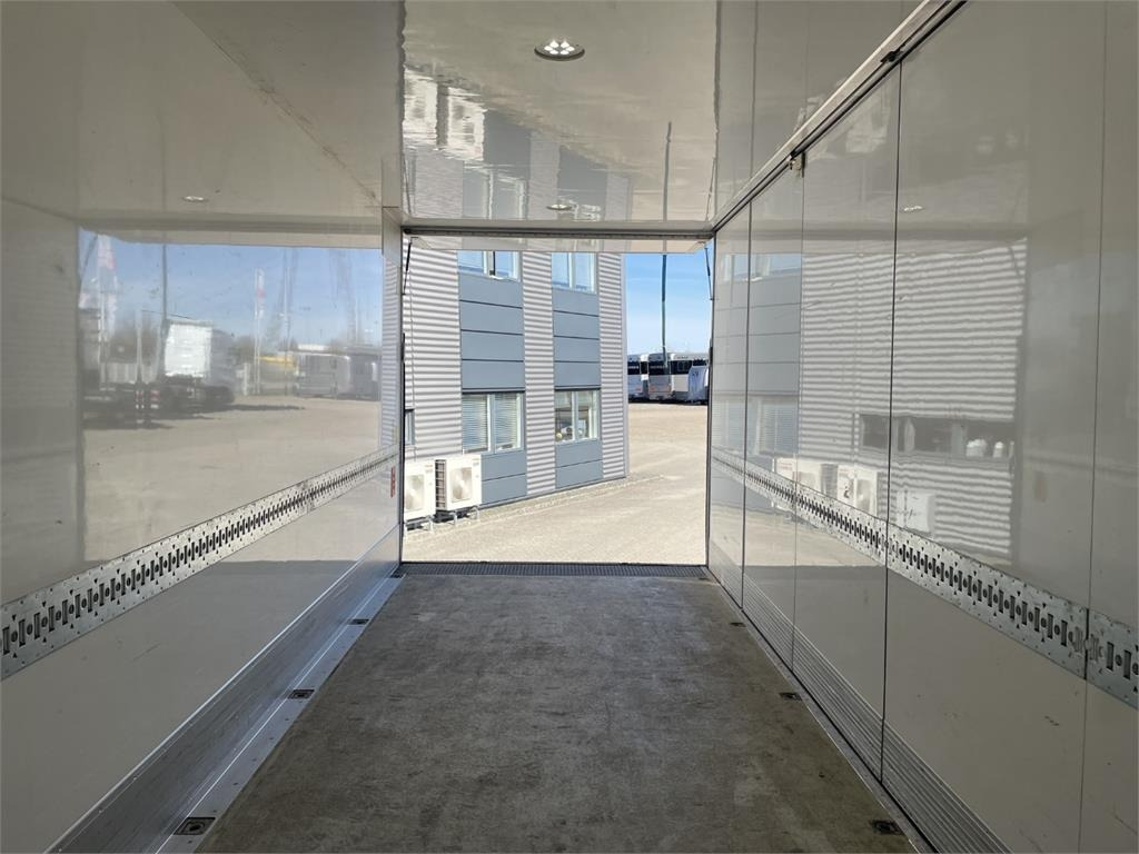 Box truck Renault D280 Premium: picture 10