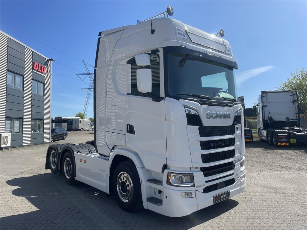 Scania S660 A 6x2 NB 2950  - Tractor unit: picture 1 Scania S660 A 6x2 NB 2950  - Tractor unit: picture 1