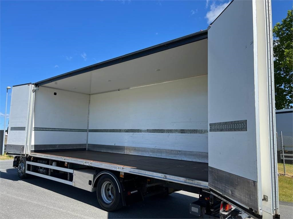 Volvo FL 16 ton 250HK - Box truck: picture 2 Volvo FL 16 ton 250HK - Box truck: picture 2