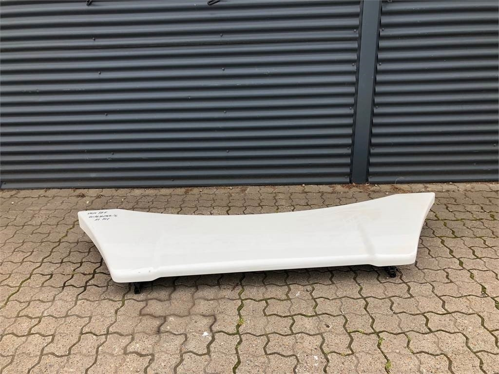 Volvo Tagspoiler Volvo FH Globetrotter 2018 - Aerodynamics/ Spoiler for Truck: picture 3 Volvo Tagspoiler Volvo FH Globetrotter 2018 - Aerodynamics/ Spoiler for Truck: picture 3