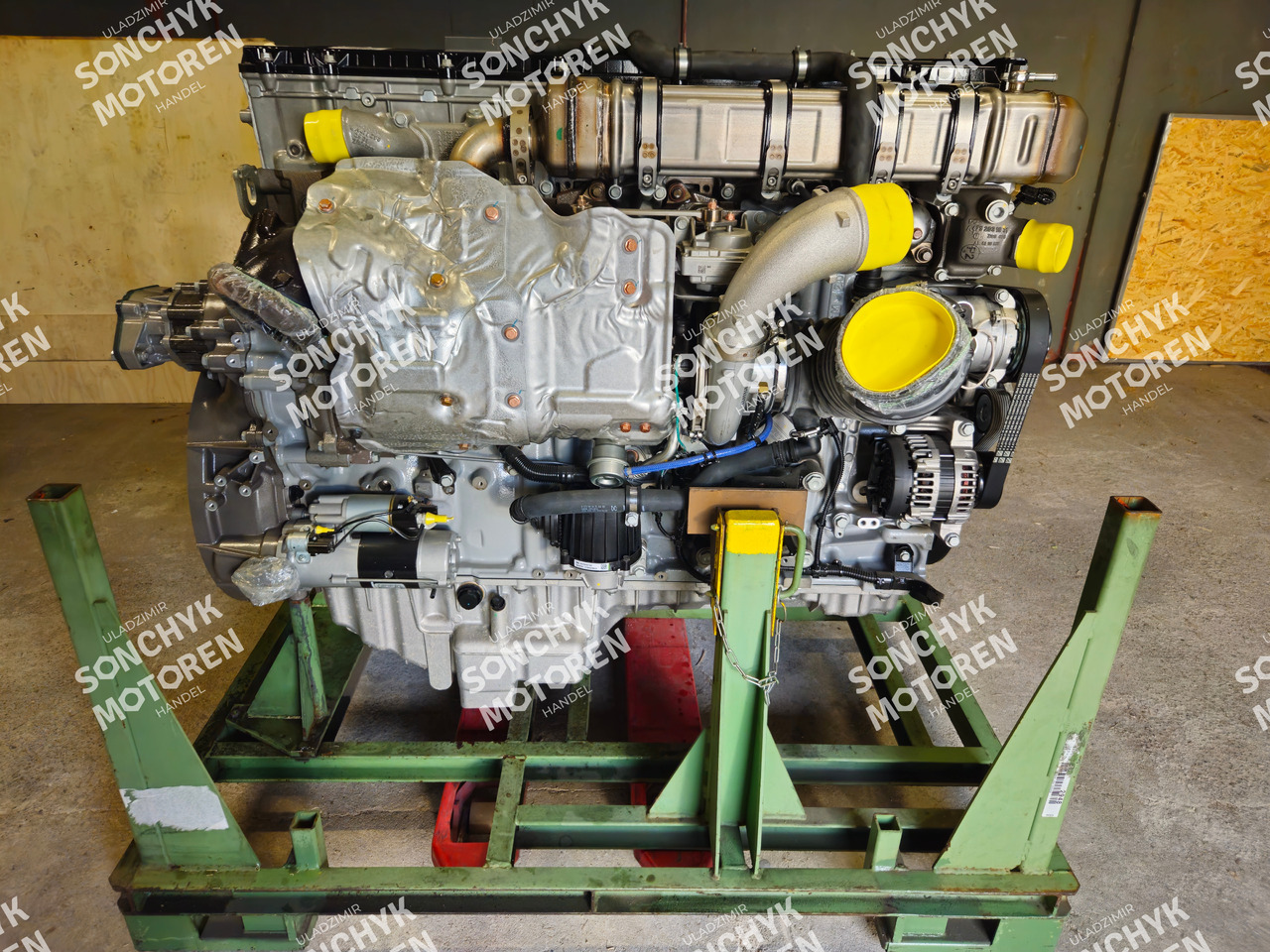 MERCEDES-BENZ OM 473 LA *NEW ENGINE* - Engine: picture 1 MERCEDES-BENZ OM 473 LA *NEW ENGINE* - Engine: picture 1