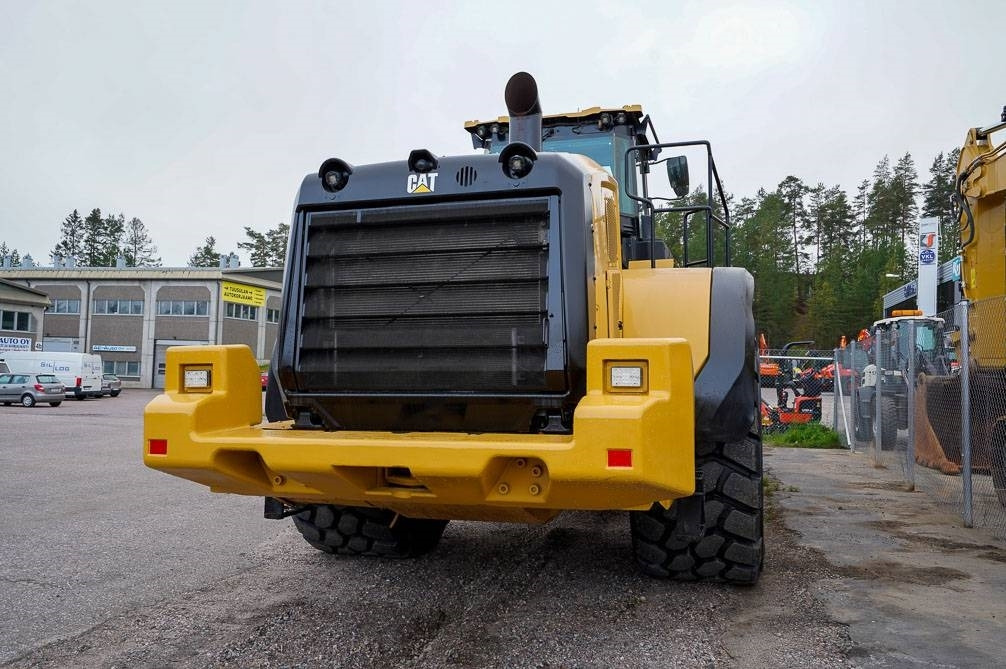 Wheel loader CAT 982M UUDET RENKAAT: picture 8