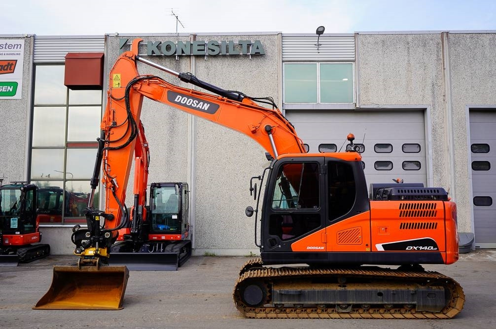 Doosan DX140LC-5 EPS ENGCON - Crawler excavator: picture 1 Doosan DX140LC-5 EPS ENGCON - Crawler excavator: picture 1