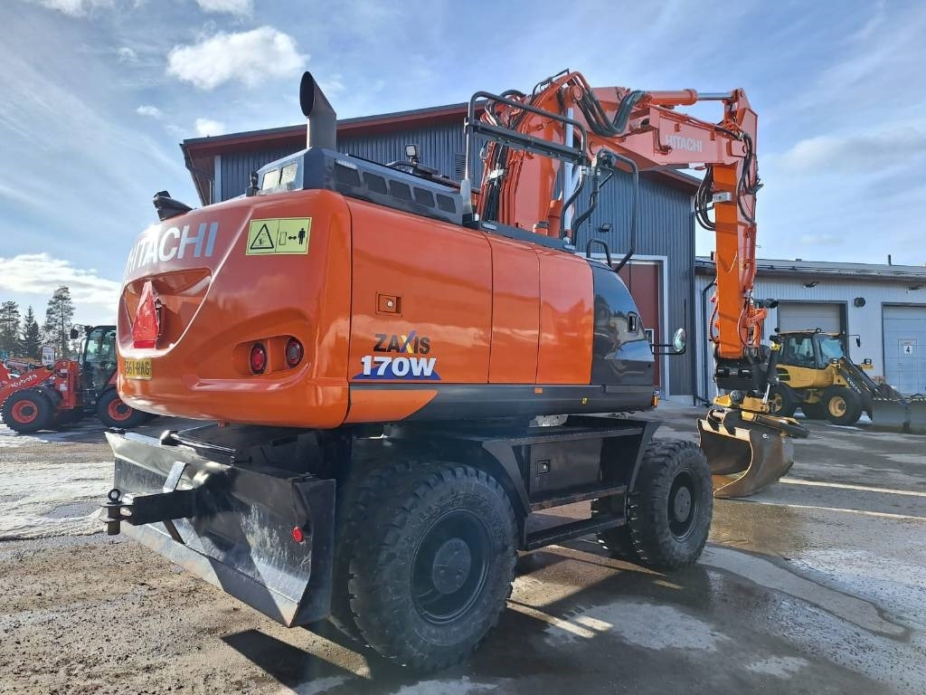 Hitachi MYYTY! SOLD! ZX170W-6 HUIPPUVARUSTEET - Wheel excavator: picture 4 Hitachi MYYTY! SOLD! ZX170W-6 HUIPPUVARUSTEET - Wheel excavator: picture 4