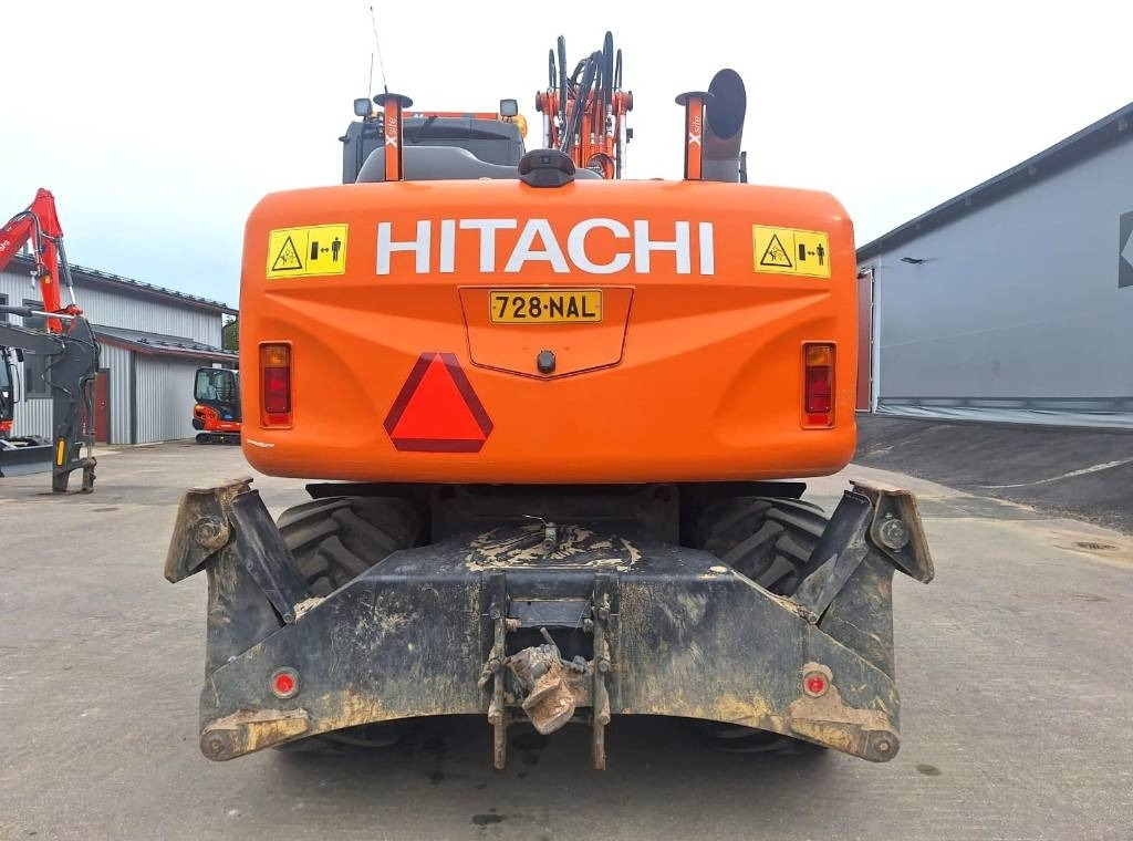 Hitachi ZX140W-5 HUIPPUVARUSTEET - Wheel excavator: picture 3 Hitachi ZX140W-5 HUIPPUVARUSTEET - Wheel excavator: picture 3