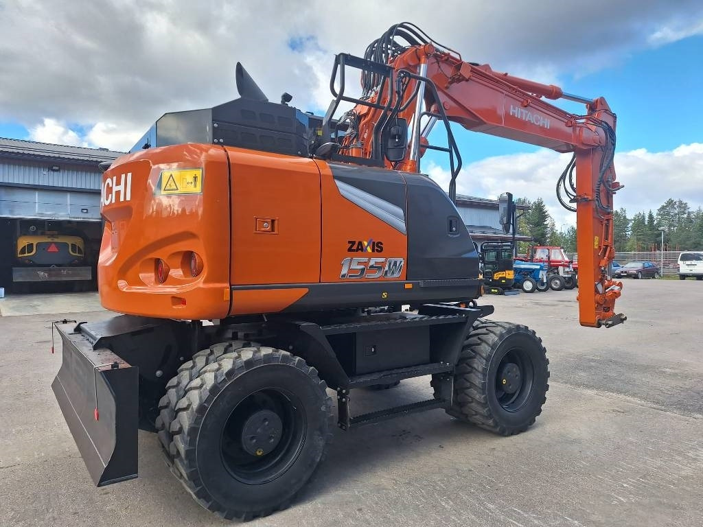 Hitachi ZX155W-7 -STAGE 5- VÄHÄN AJETTU - Wheel excavator: picture 4 Hitachi ZX155W-7 -STAGE 5- VÄHÄN AJETTU - Wheel excavator: picture 4