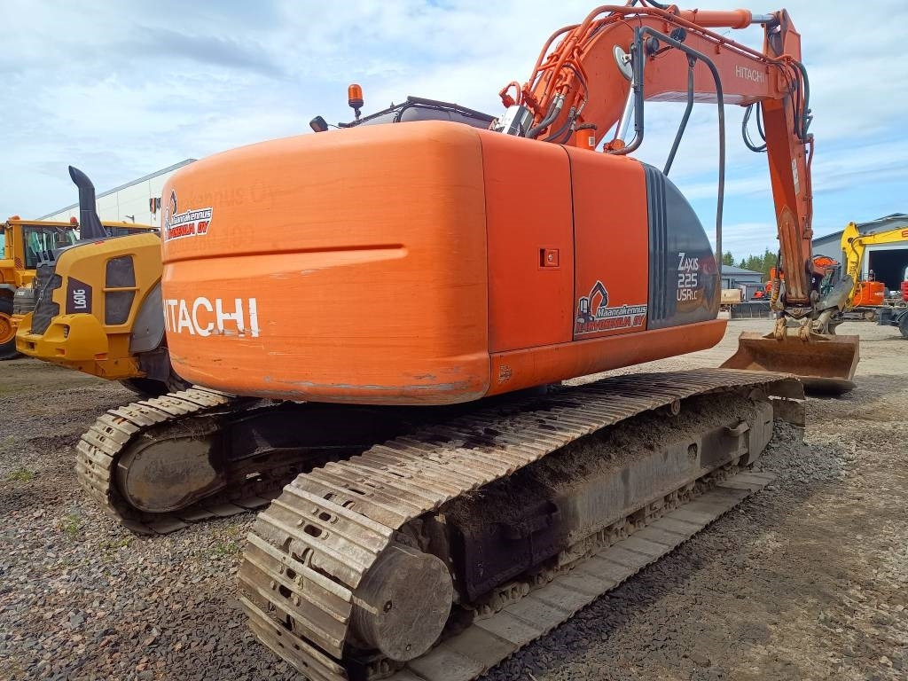 Hitachi ZX225USR KALLISTAJALLA - Crawler excavator: picture 4 Hitachi ZX225USR KALLISTAJALLA - Crawler excavator: picture 4