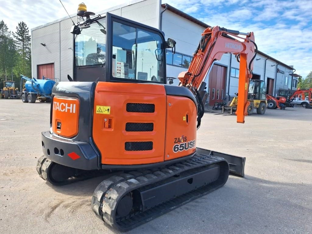 Hitachi ZX65USB-5 - Mini excavator: picture 4 Hitachi ZX65USB-5 - Mini excavator: picture 4