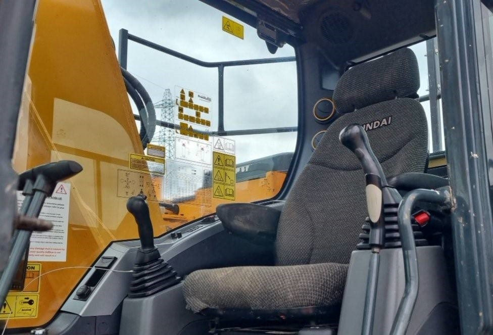 Hyundai HX145LCR TULOSSA - Crawler excavator: picture 5 Hyundai HX145LCR TULOSSA - Crawler excavator: picture 5
