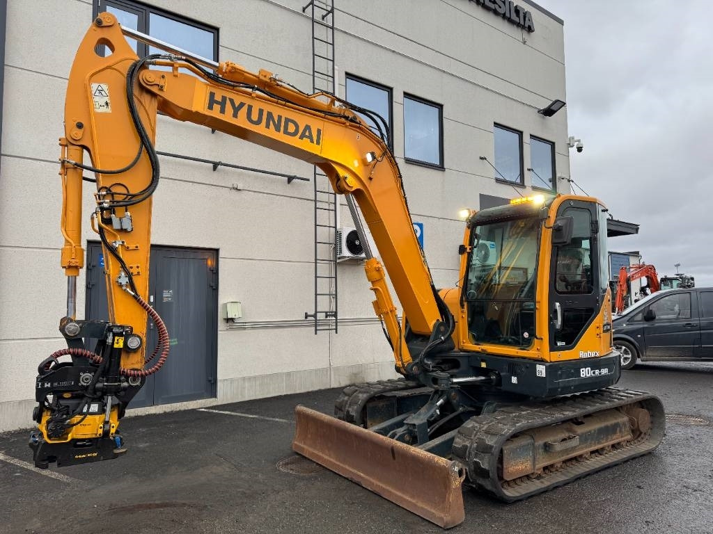 Hyundai R80CR-9A PYÖRITTÄJÄLLÄ - Mini excavator: picture 2 Hyundai R80CR-9A PYÖRITTÄJÄLLÄ - Mini excavator: picture 2